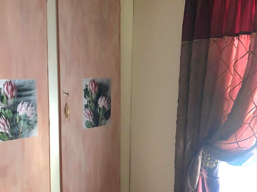  Bedroom Property for Sale in Bloemhof North West